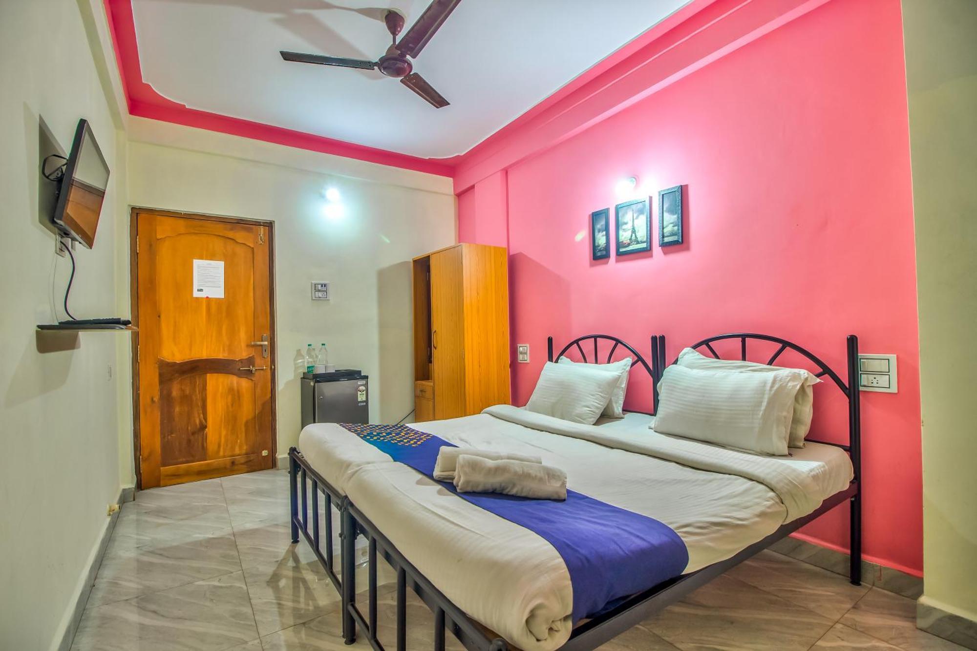 Hotel Downtown 3*